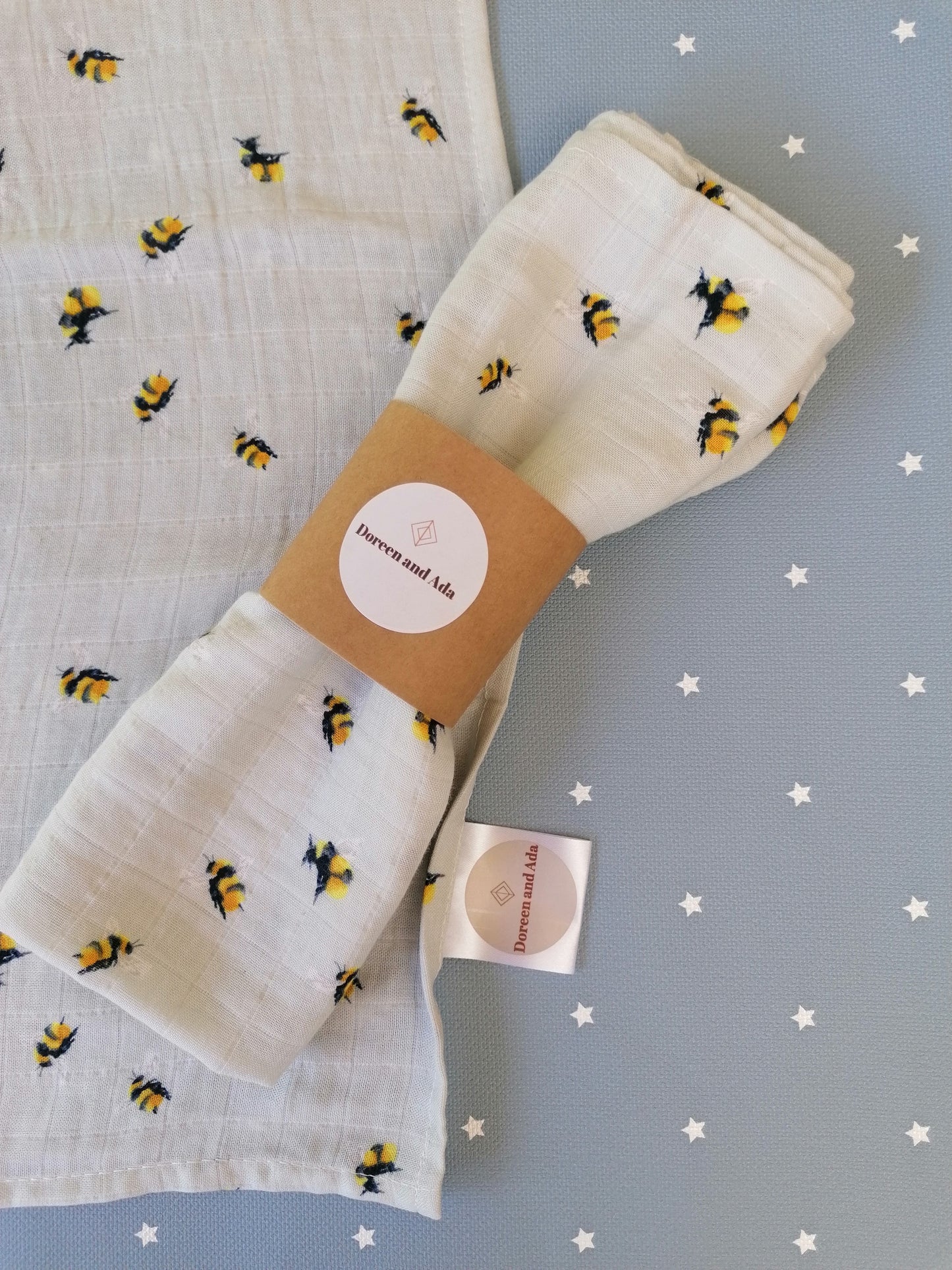Bee Muslin Square
