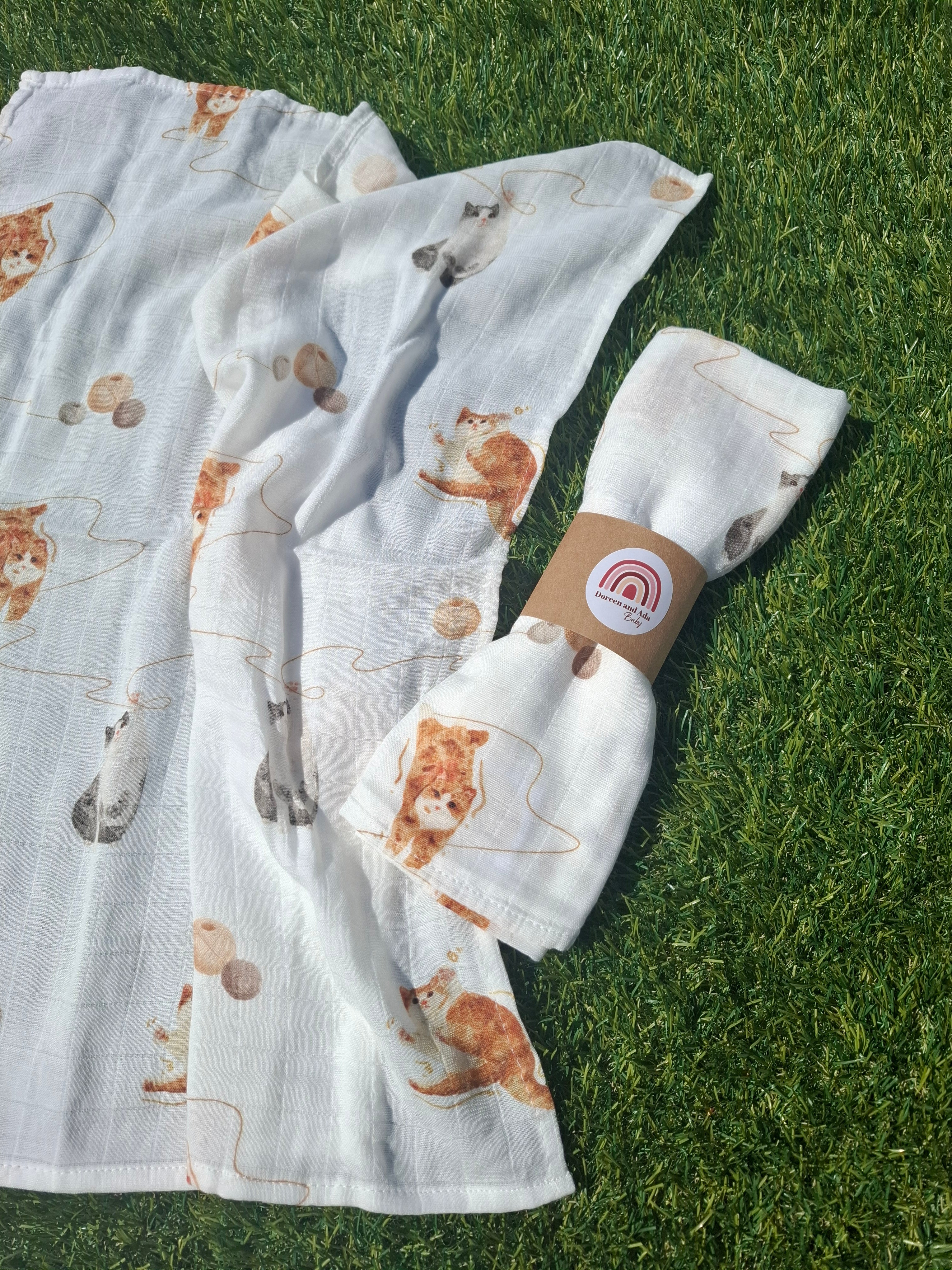 Playful cat print muslin square for babies, 60x60cm soft cotton, ideal baby shower gift for cat-loving families